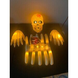 Sienna Napolean Blownapart Skeleton Groundbreaker Halloween Light-Up w/Box